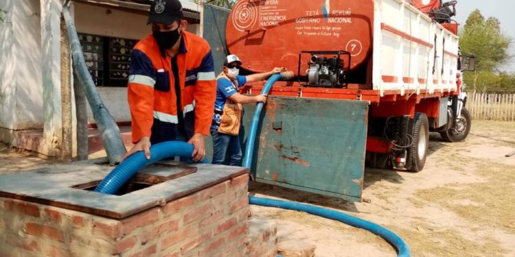 SEN distribuyó víveres y agua en el Chaco SEN distribuyó víveres y agua en el Chaco