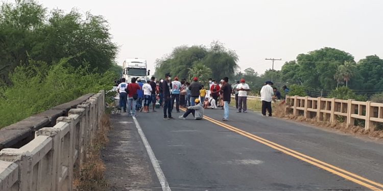 Cierre de ruta Transchaco en varios puntos Cierre de ruta Transchaco en varios puntos