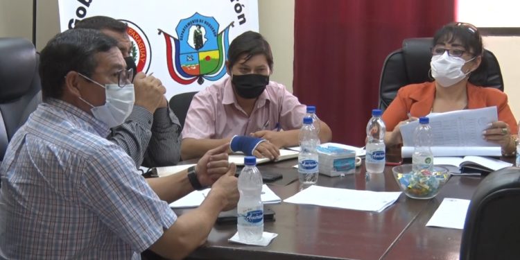 Gobernador desea mejorar ejecución de recursos en licitaciones