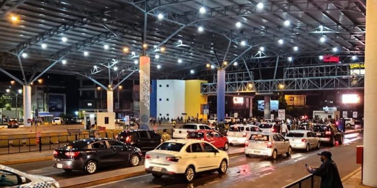 Puente de la Amistad se reabre después de casi siete meses