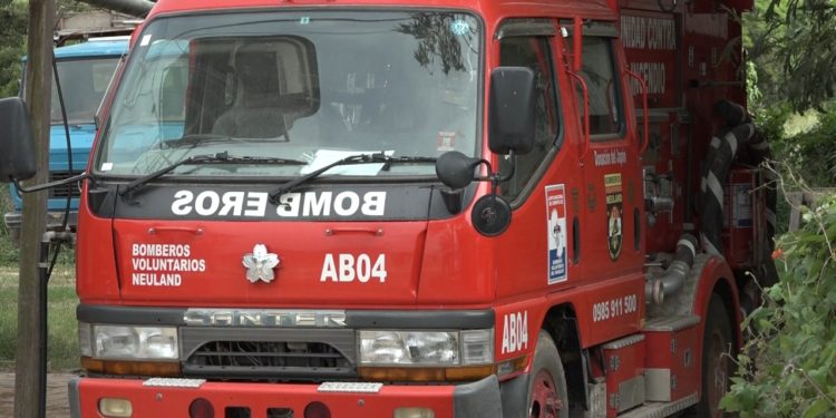 Bomberos de Neuland precisan de un camión cisterna para transportar agua