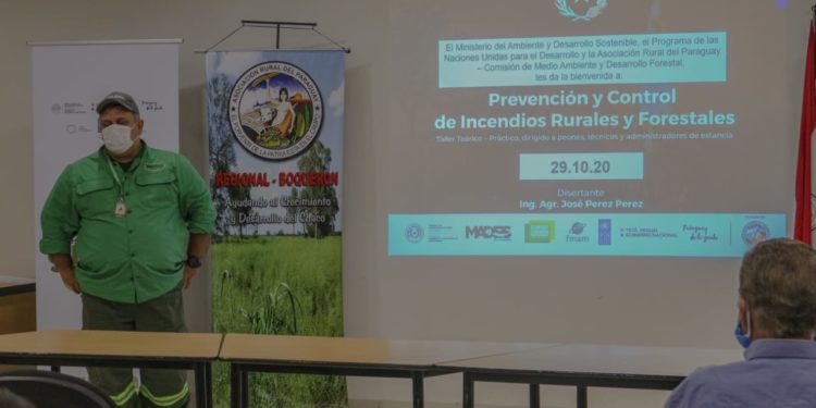 Realizan taller sobre incendios forestales
