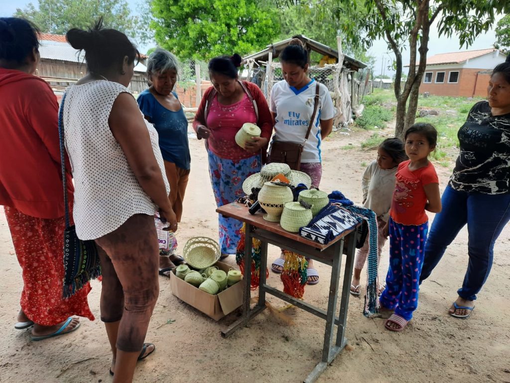 «Muchas veces la gente no quiere pagar lo que vale la artesanía»