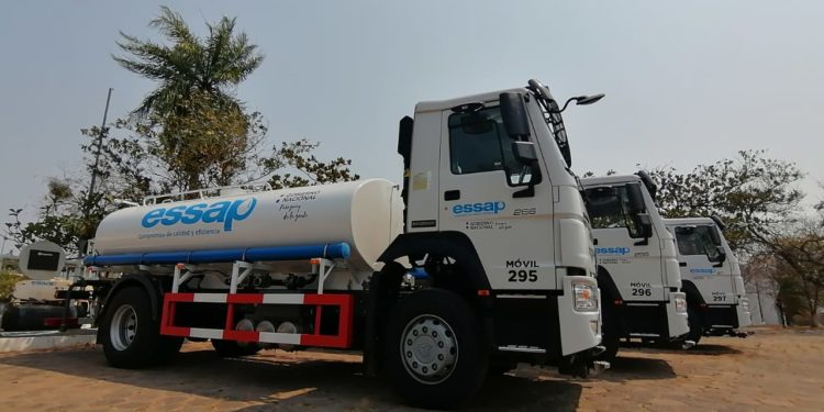 Adquieren camiones cisternas para zonas afectadas por incendio