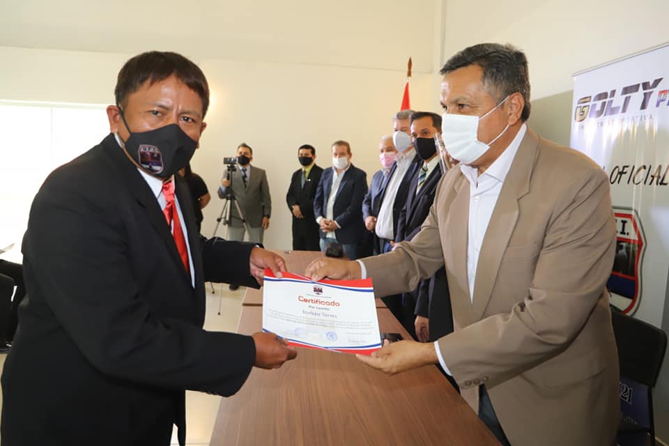 Primer árbitro indígena del Chaco permanece en búsqueda de un empleo