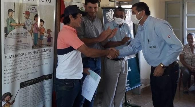 Puerto Pinasco: Entregan más de 250 millones a productores