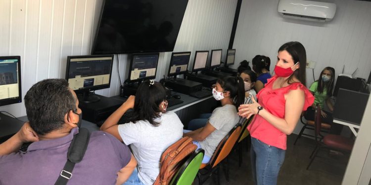 Pobladores de Puerto Pinasco cuentan desde hoy con internet gratuito