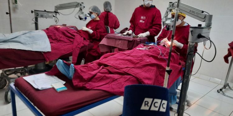 Con cirugía de 10 minutos recuperaron visión Con cirugía de 10 minutos recuperaron visión