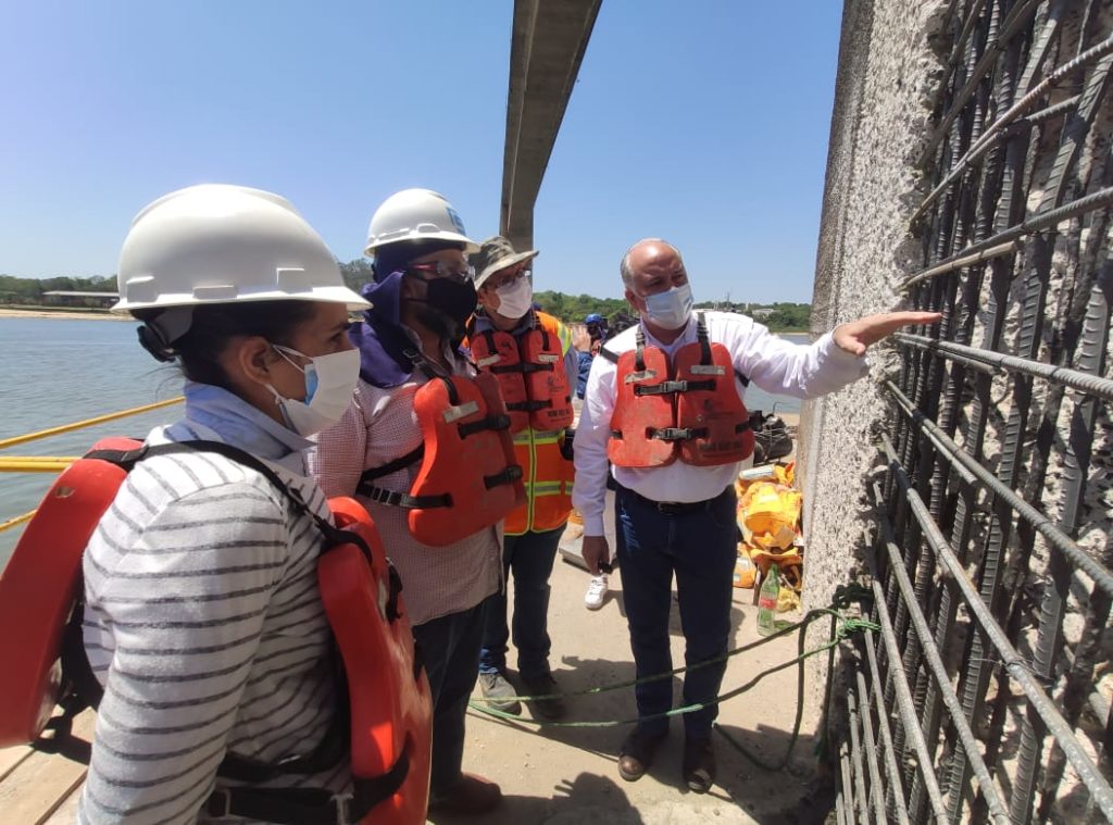Avanzan trabajos de reparación del Puente Remanso