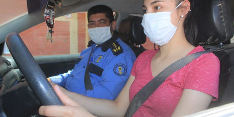 Destacan exitoso curso de conducción