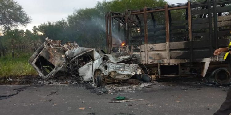 Familia fallece en accidente sobre la Transchaco