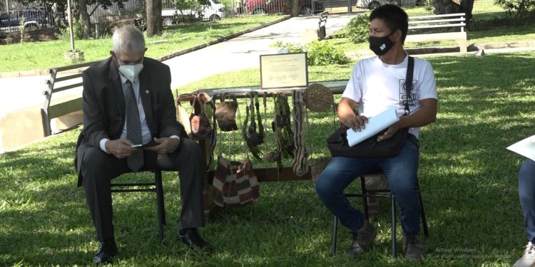 Brindan reconocimiento al Pueblo Guaraní Ñandeva por la lucha de tierras Brindan reconocimiento al Pueblo Guaraní Ñandeva por la lucha de tierras