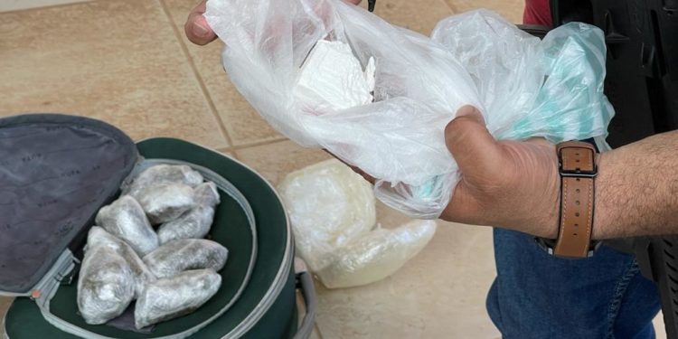 Mcal. Estigarribia: Detienen a dos personas con 45 paquetes de marihuana Mcal. Estigarribia: Detienen a dos personas con 45 paquetes de marihuana