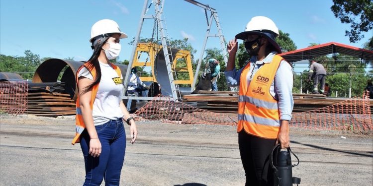 Jóvenes se destacan en las obras públicas en tiempos de pandemia Jóvenes se destacan en las obras públicas en tiempos de pandemia