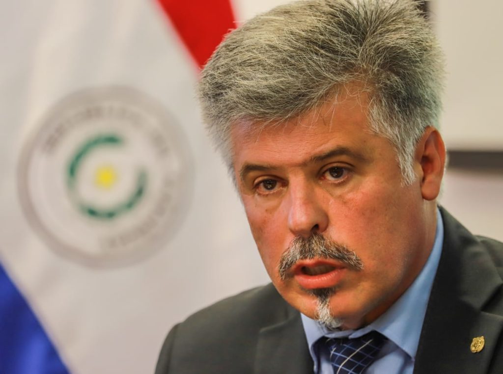 Ministro compromete «todo el esfuerzo» para combatir la corrupción en la Policía Nacional