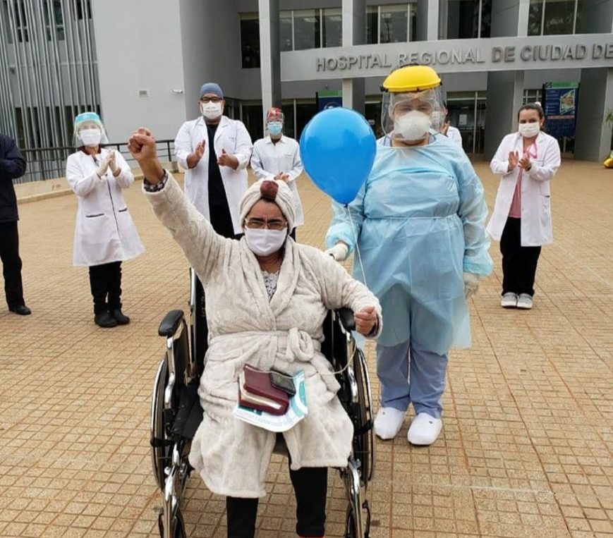 Terapia de plasma reduce riesgo de internación en terapia intensiva afirma Salud