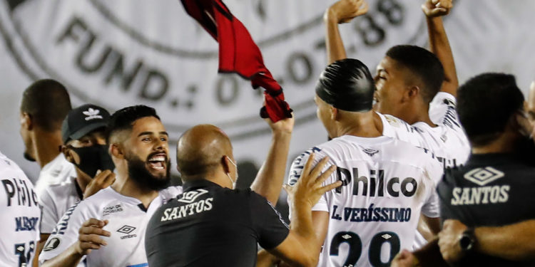 Santos avanzó a la final de la Libertadores y buscará su cuarta corona