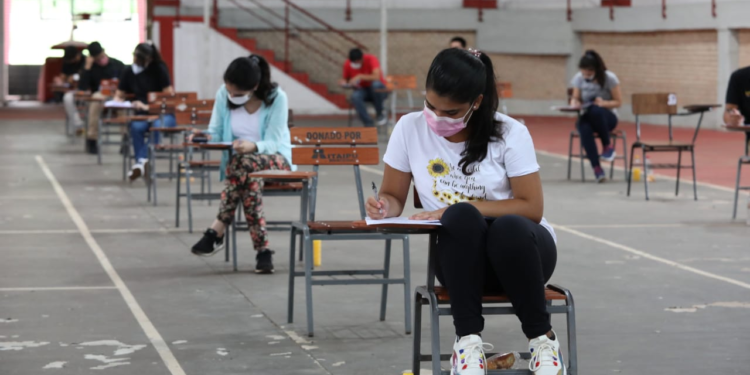 Convocatoria 2020 de Itaipu-Becal adjudicó becas para 764 jóvenes