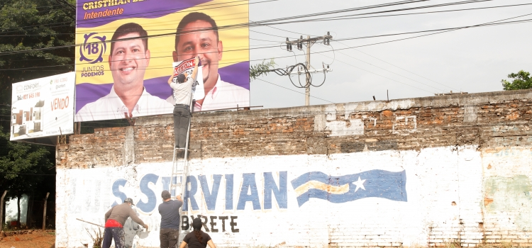 Destruyen propaganda electoral extemporánea en Luque y en Asunción