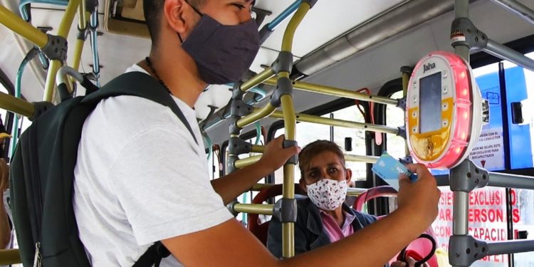 Más de 401.000 viajes en la primera jornada de uso obligatorio del billetaje electrónico Más de 401.000 viajes en la primera jornada de uso obligatorio del billetaje electrónico