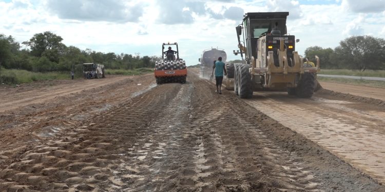 Lote 06 de la ruta Transchaco registra 50% de avance