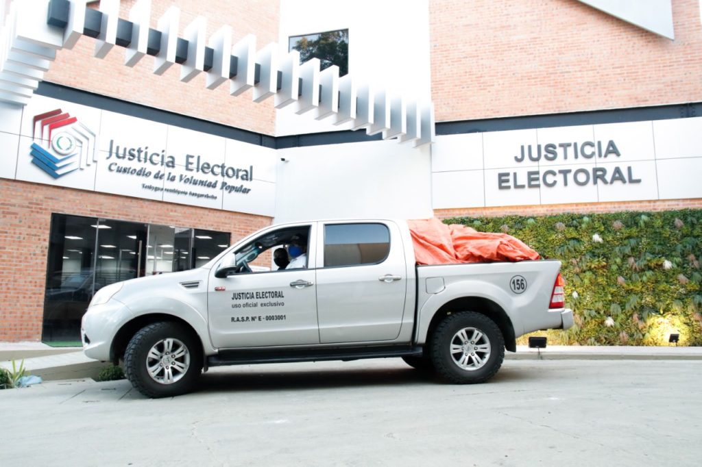 Inició distribución de máquinas de votación para capacitar a la ciudadanía