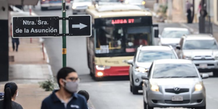 Establecen frecuencias y límite de pasajeros que deben cumplir las empresas en Semana Santa