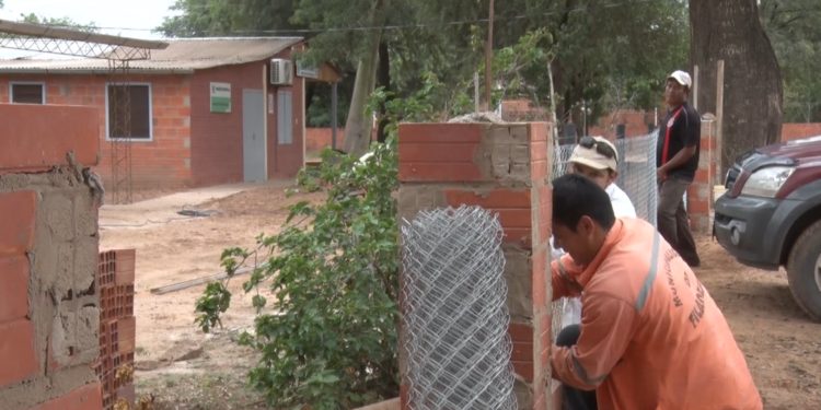 Continúa ejecución de obras de mejoramiento en el Puesto de Salud Amistad