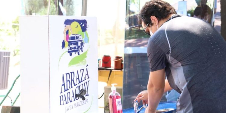 Cerca de 2.000 personas se capacitan en protocolos de bioseguridad a través de la Senatur Cerca de 2.000 personas se capacitan en protocolos de bioseguridad a través de la Senatur