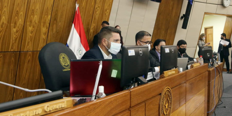 Cámara Baja ratifica postura en favor del horario de verano para todo el año