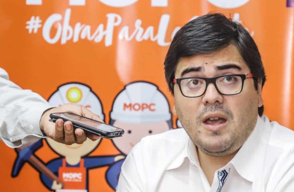 Viceministro se reúne con gremios transportistas y afirma que no aceptará chantajes