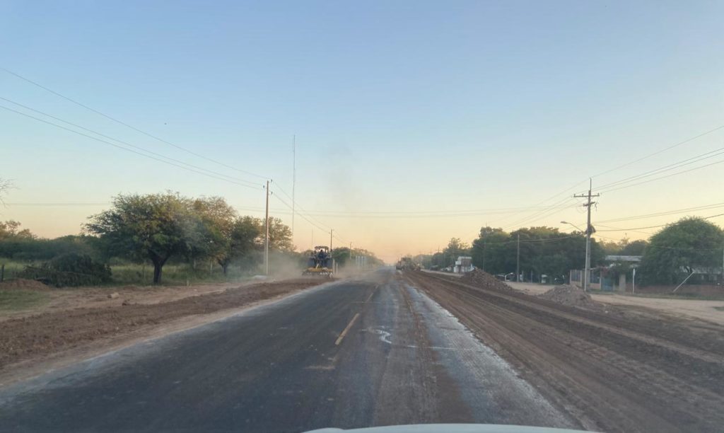 Inician obras de ensanchamiento de terraplén en la ruta de acceso a Neuland