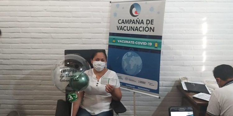 Inicia campaña de vacunación contra el COVID-19 en Boquerón Inicia campaña de vacunación contra el COVID-19 en Boquerón