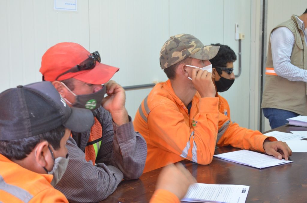 Tramo Pozo Colorado- Concepción: personal de obras se capacita