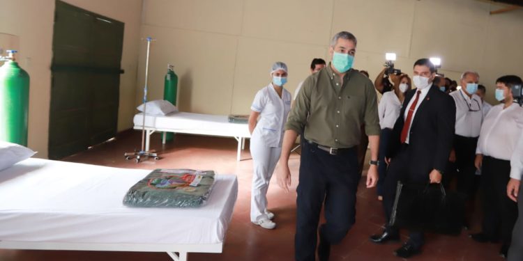 Mandatario habilitó pabellón respiratorio en el Comando del Ejército