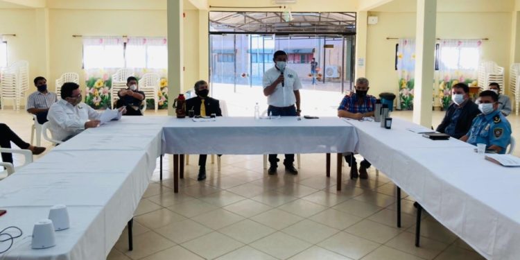 Autoridades solicitan un pabellón de contingencia COVID-19 para Boquerón Autoridades solicitan un pabellón de contingencia COVID-19 para Boquerón