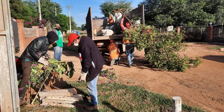 Campaña «Todos contra el dengue» en Loma Plata y Filadelfia