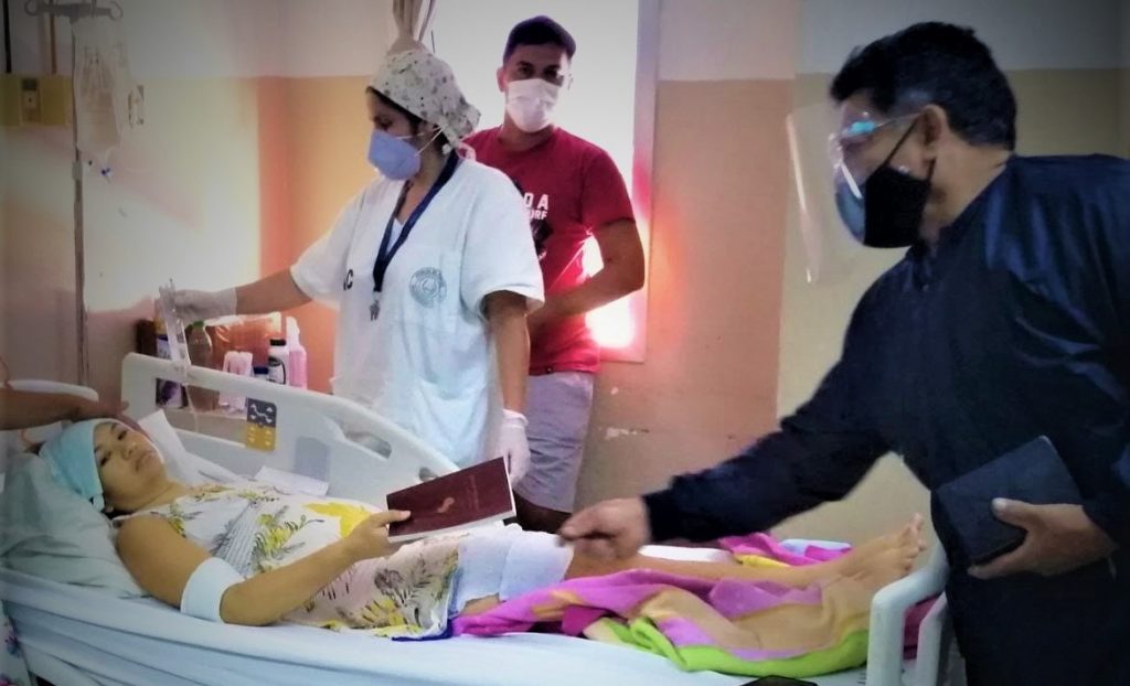 “Señor, yo quiero una…” “Señor, yo quiero una…”