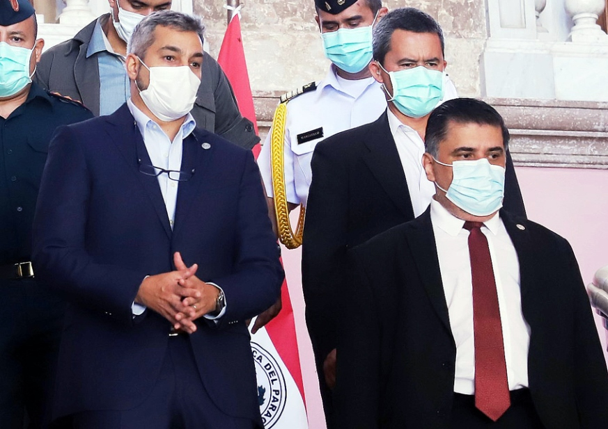 Presidente promulga ley que crea fondo para cubrir gastos de pacientes con covid-19