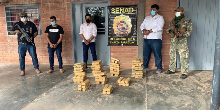 Cruce Boquerón: interceptan vehículo que transportaba 76 kg de droga Cruce Boquerón: interceptan vehículo que transportaba 76 kg de droga