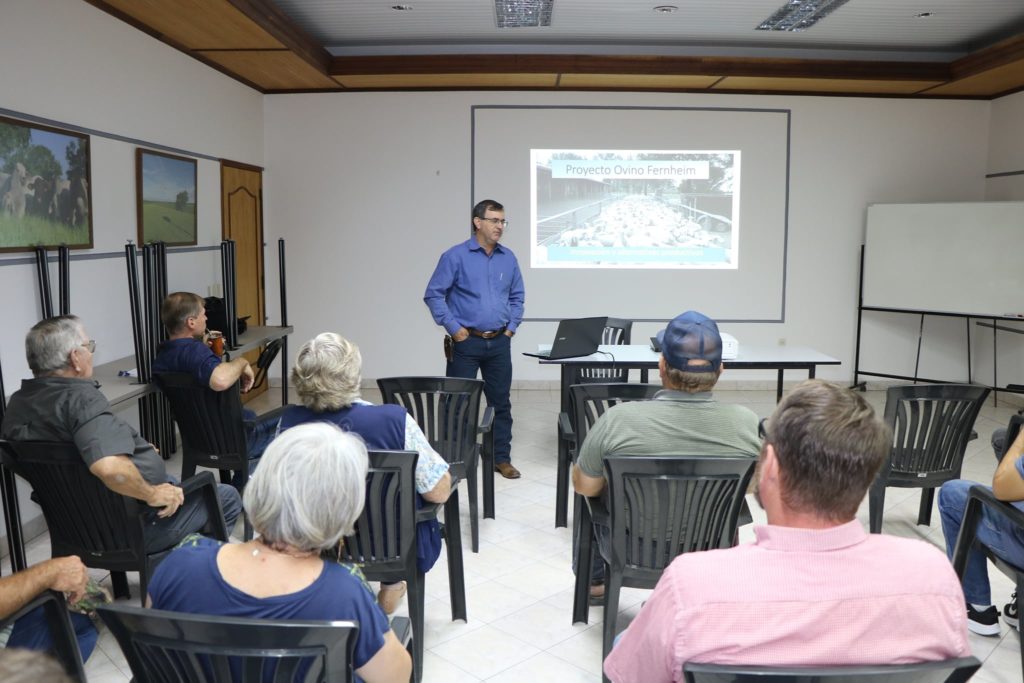 Fernheim busca potenciar la producción de carne ovina con apoyo de criadores locales