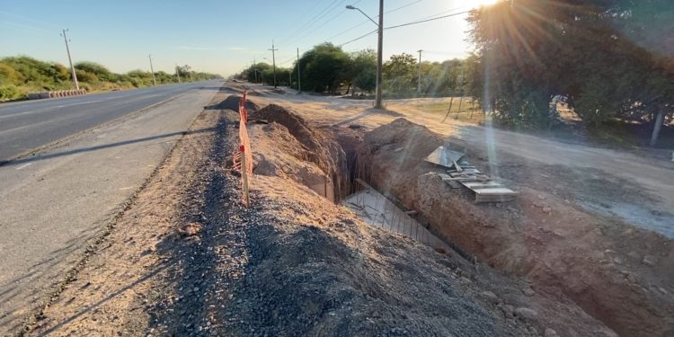 Continúan trabajos de alcantarillado en Villa Choferes del Chaco