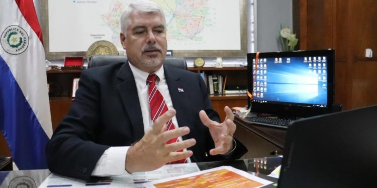 Obras del pabellón de contingencia del Chaco culminarán el 20 de junio, afirma ministro Obras del pabellón de contingencia del Chaco culminarán el 20 de junio, afirma ministro