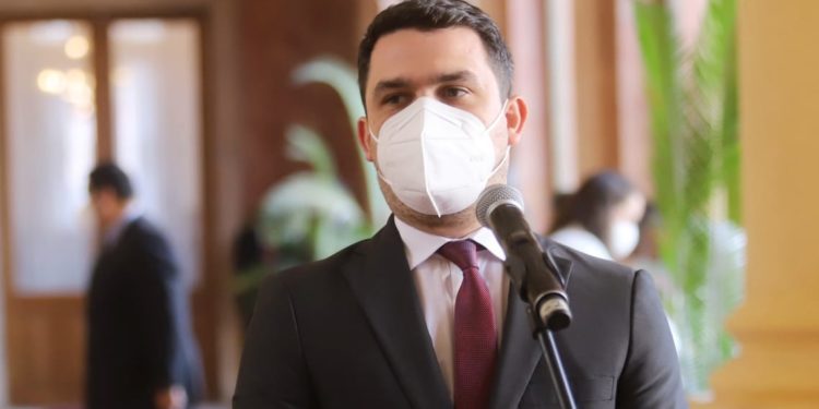 Escribir un nuevo capítulo en la comunicación del Gobierno y más conectividad, desafíos en Mitic