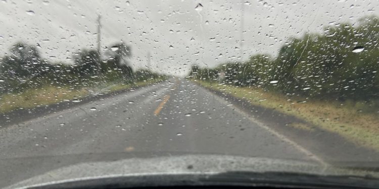 Ambiente frío a fresco y con algunas lluvias Ambiente frío a fresco y con algunas lluvias