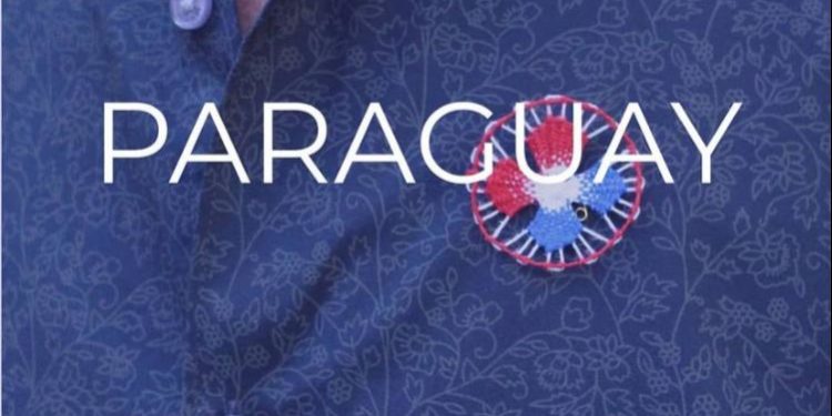 Escarapelas de tricolor son elaboradas y vendidas por mujeres privadas de libertad Escarapelas de tricolor son elaboradas y vendidas por mujeres privadas de libertad