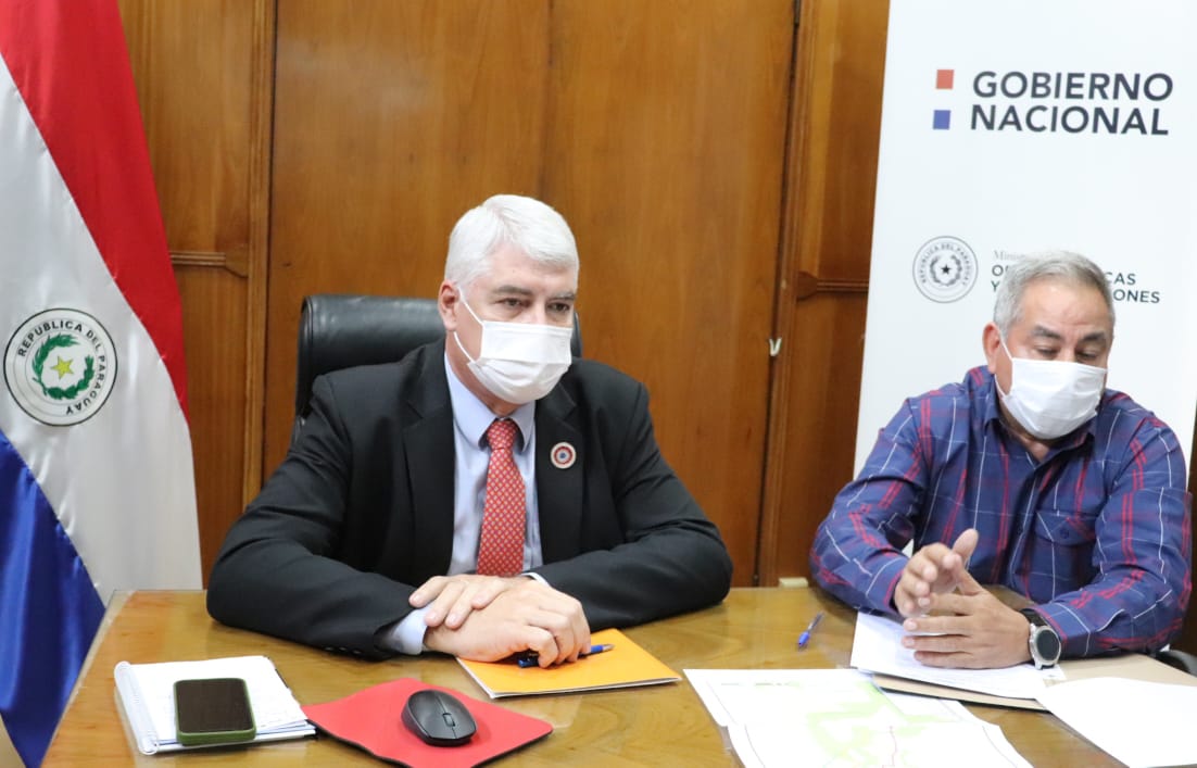 MOPC analiza propuestas para mitigar impactos ambientales en caminos vecinales