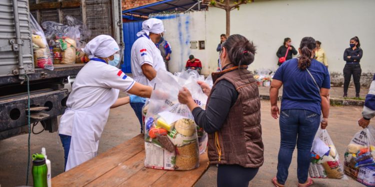 MEC entregó 22.474 kits alimenticios en 35 instituciones educativas de Capital