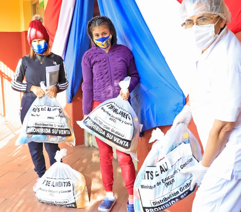 MEC entregó más de 1.500.000 kilos de alimentos a escuelas de Asunción MEC entregó más de 1.500.000 kilos de alimentos a escuelas de Asunción