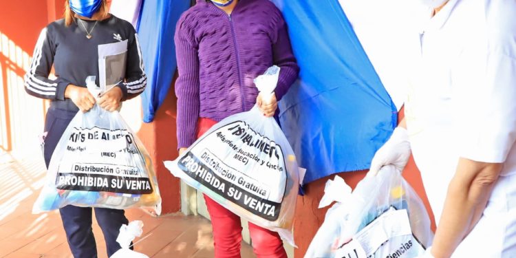 MEC entregó más de 1.500.000 kilos de alimentos a escuelas de Asunción
